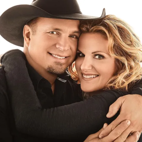 Garth Brooks and Trisha Yearwood.