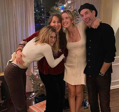 Juno Wheeler's Family Photo. 