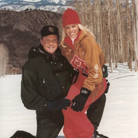 An Old Photo of Faith Majors and Lee Majors. 