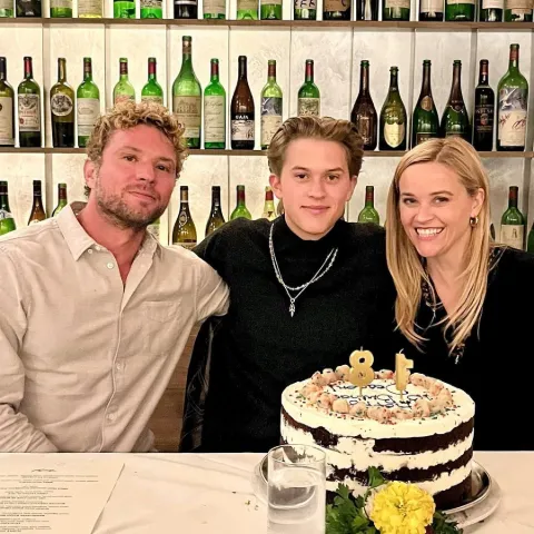 Deacon Reese Phillippe with His Parents, Ryan Phillippe and Reese Witherspoon. 