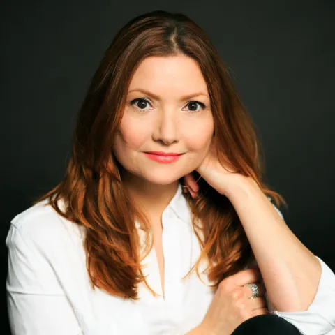 A photo of Joely Collins. 