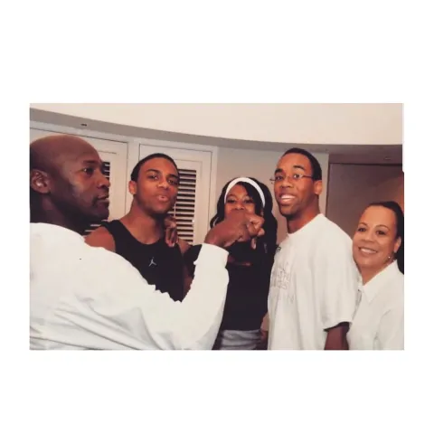 Michael Jordan and Juanita Vanoy with their Children. 